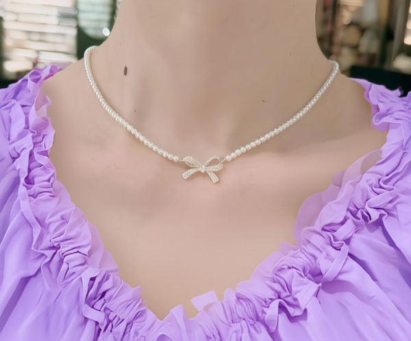 PQT-992 – Bow Shape Pearl Pendant Necklace for Women | Elegant Jewelry in Silver & Golden | Royal Martz