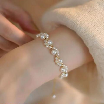 Beautiful Pearl Bracelet for Women | PC Resin Plated Rhinestone Jewelry | Golden Elegant Fashion Bracelet – Royal Martz