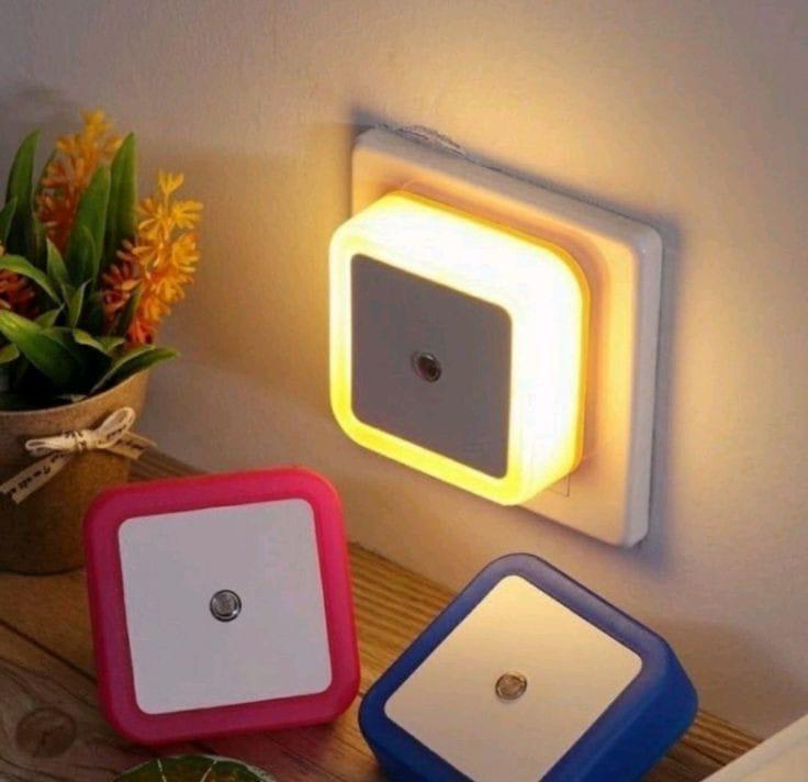 Smiley Cloud LED Night Light – Multicolor Pink, Blue & Yellow Night Lamp | Cute & Cozy Lighting – Royal Martz