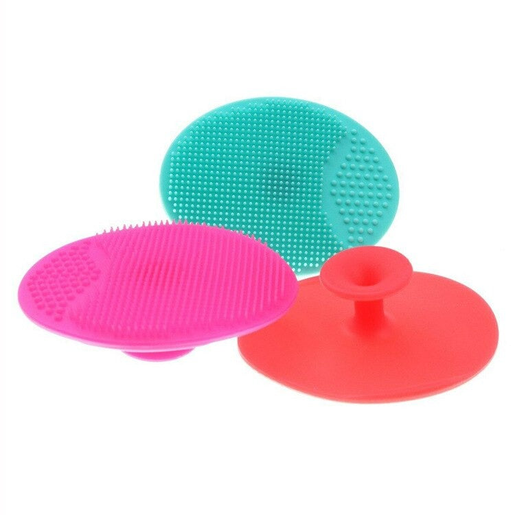 Soft Silicone Face Cleansing Brush Pad – Gentle Exfoliating & Deep Pore Facial Massage Tool | Blackhead Removal & Skin Care (Random Colors)