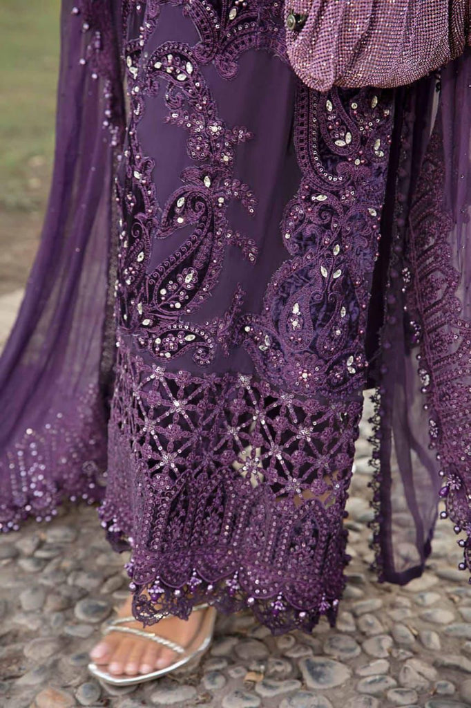 Velvet Embroidered Suit with Shalmooz Silk Trouser & Heavy Dupatta – Royal Martz